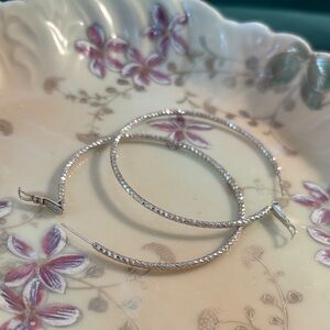 Unbranded Vintage Vtg Shiny Y2K Silver Tone Hoop Earrings Women’s Jewelry Hoops